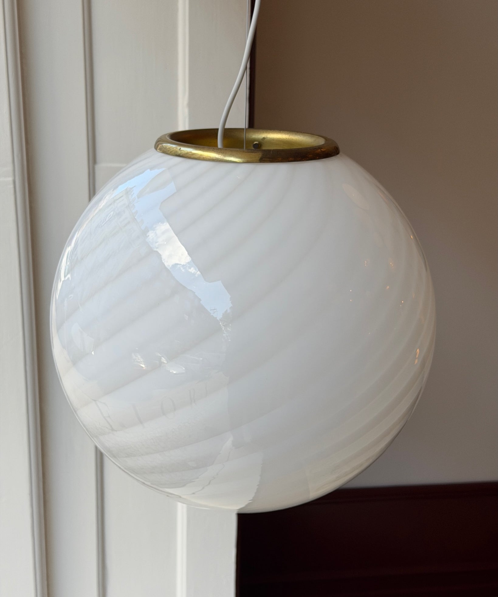 Vintage Murano white swirl ceiling lamp (D40)