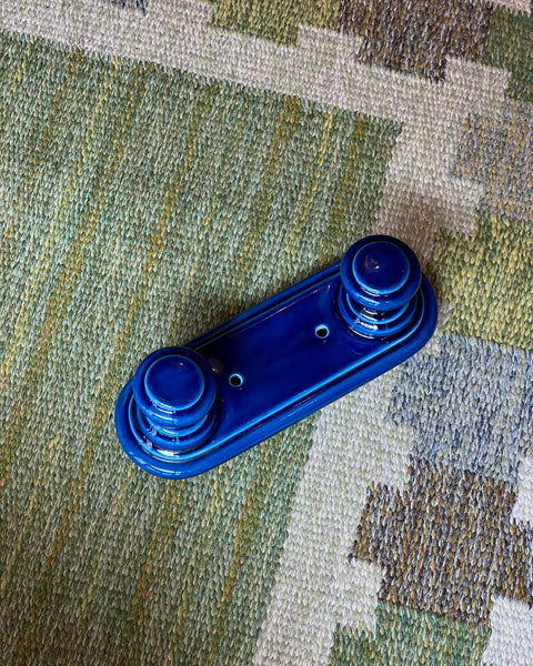 Vintage blue ceramic bathroom rack