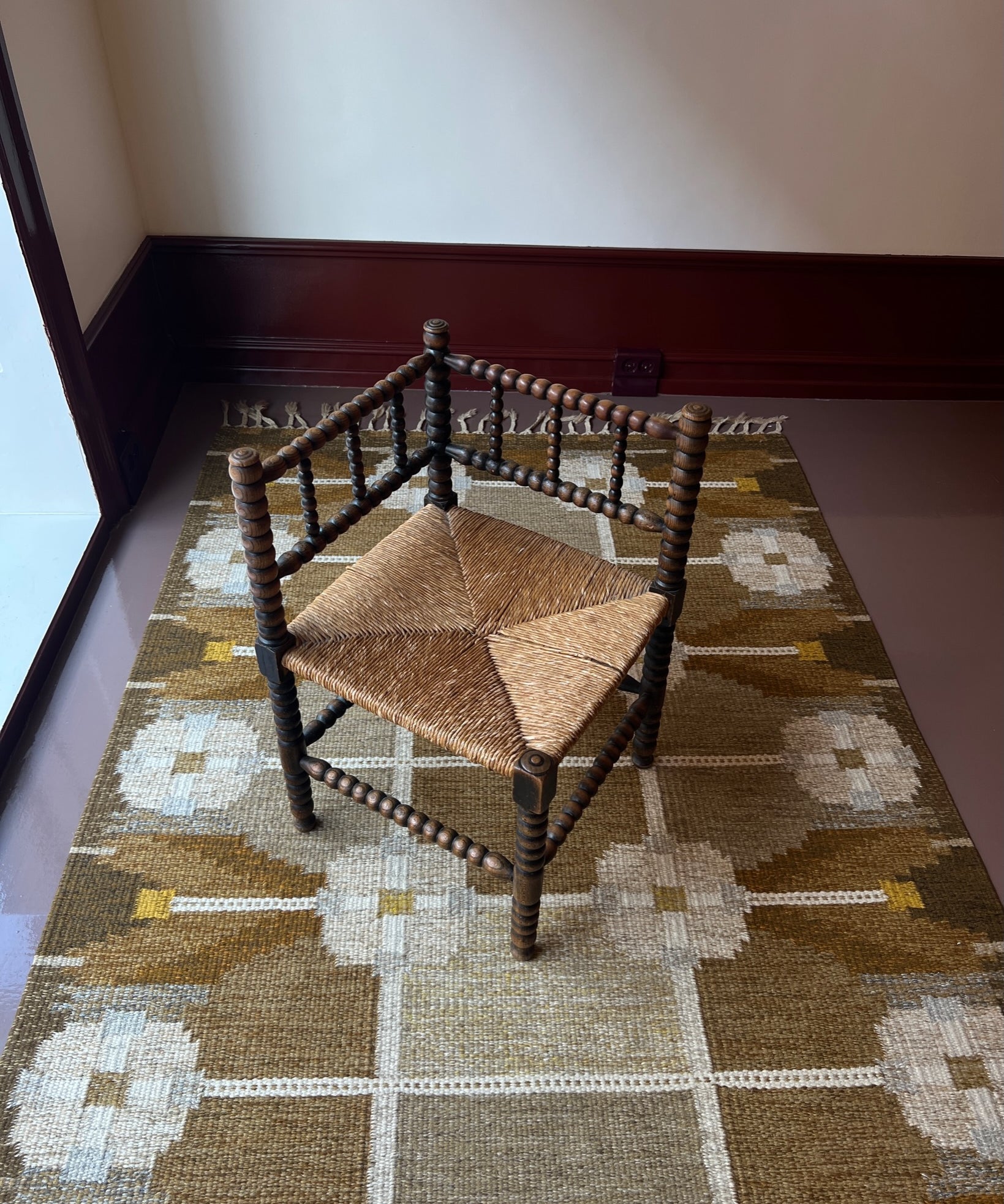 Vintage Bobbin corner chair