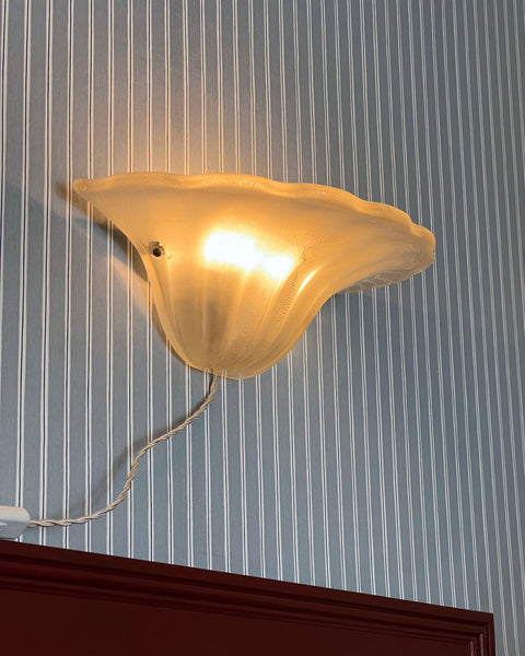 Vintage golden Murano shell wall lamps (2 available)