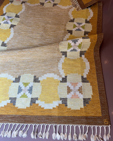 Vintage yellow flat weave rug by Ingegerd Silow (IS)