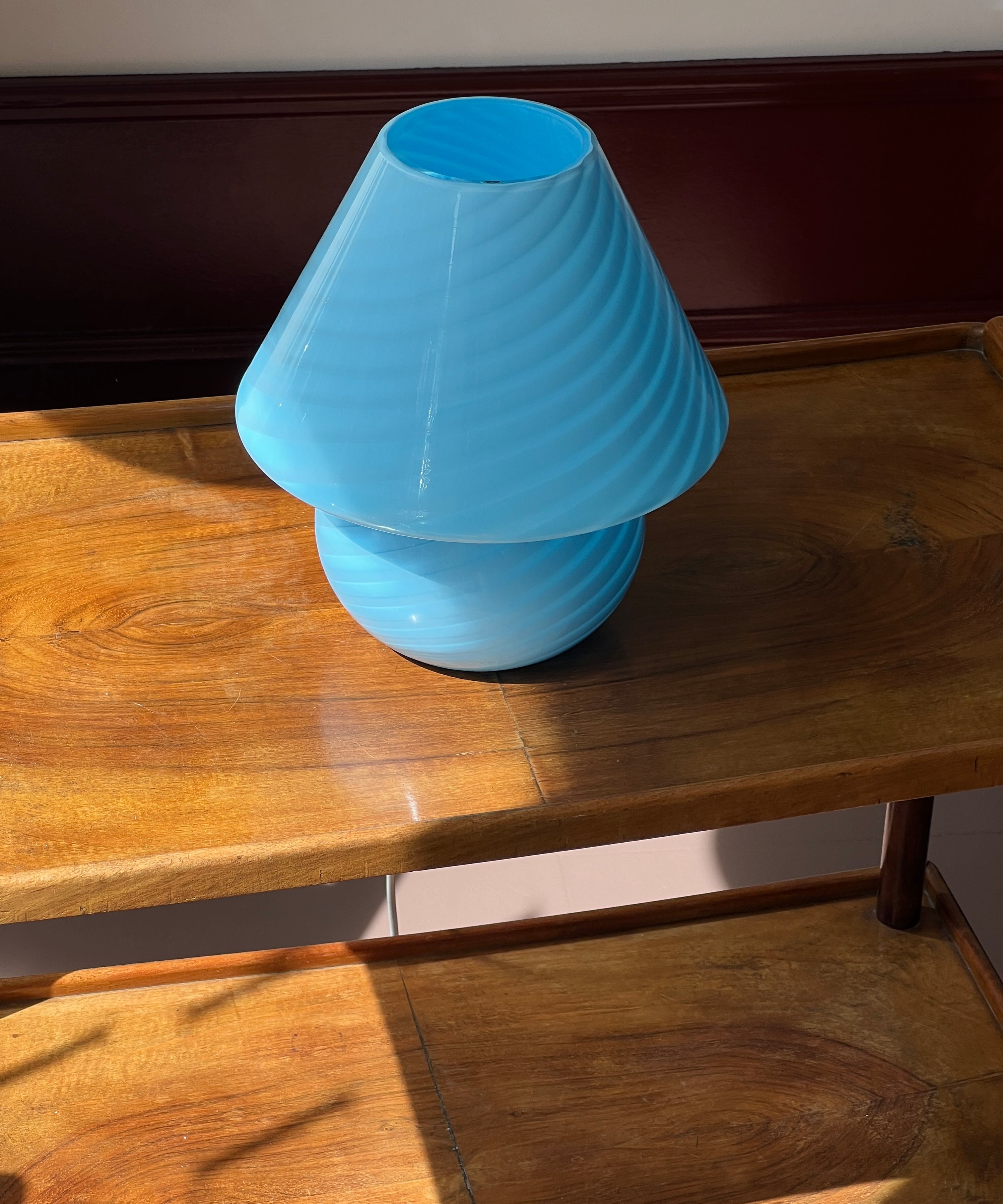 Mushroom table lamp - Light blue swirl