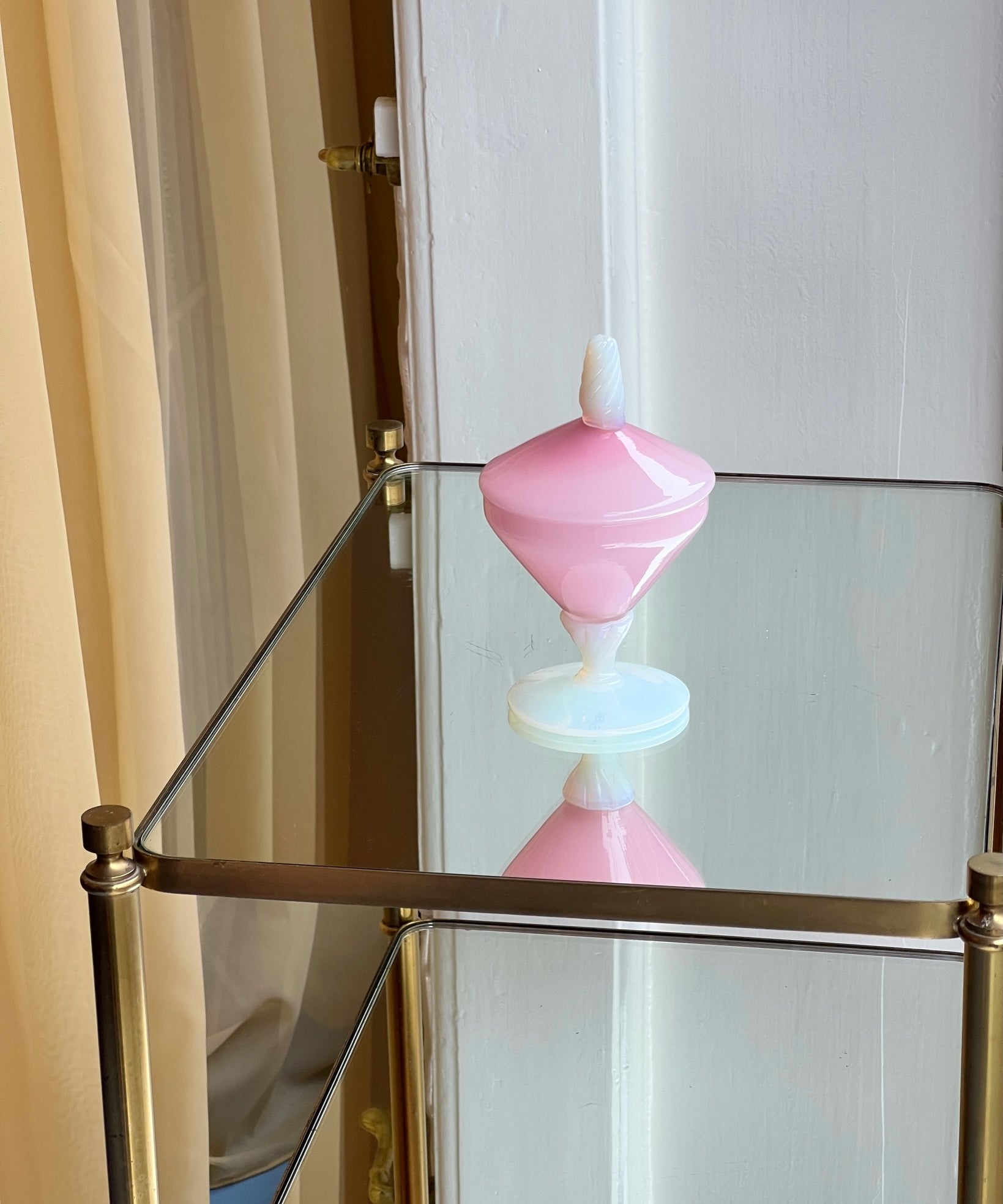 Vintage opal pink Murano bonbonniere