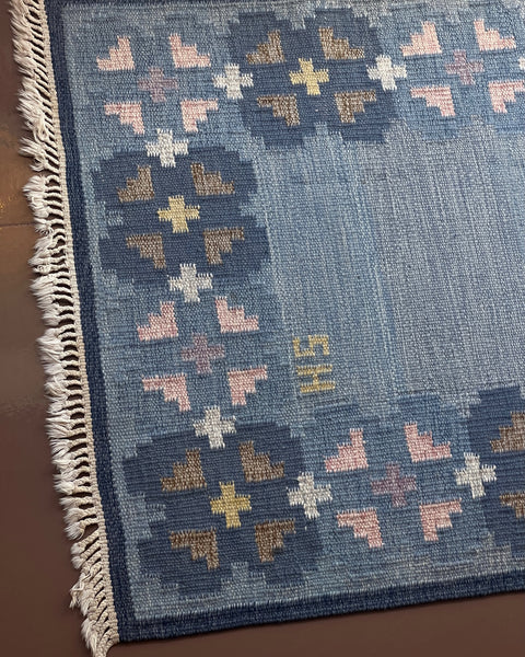 Vintage blue flat weave rug (SH)