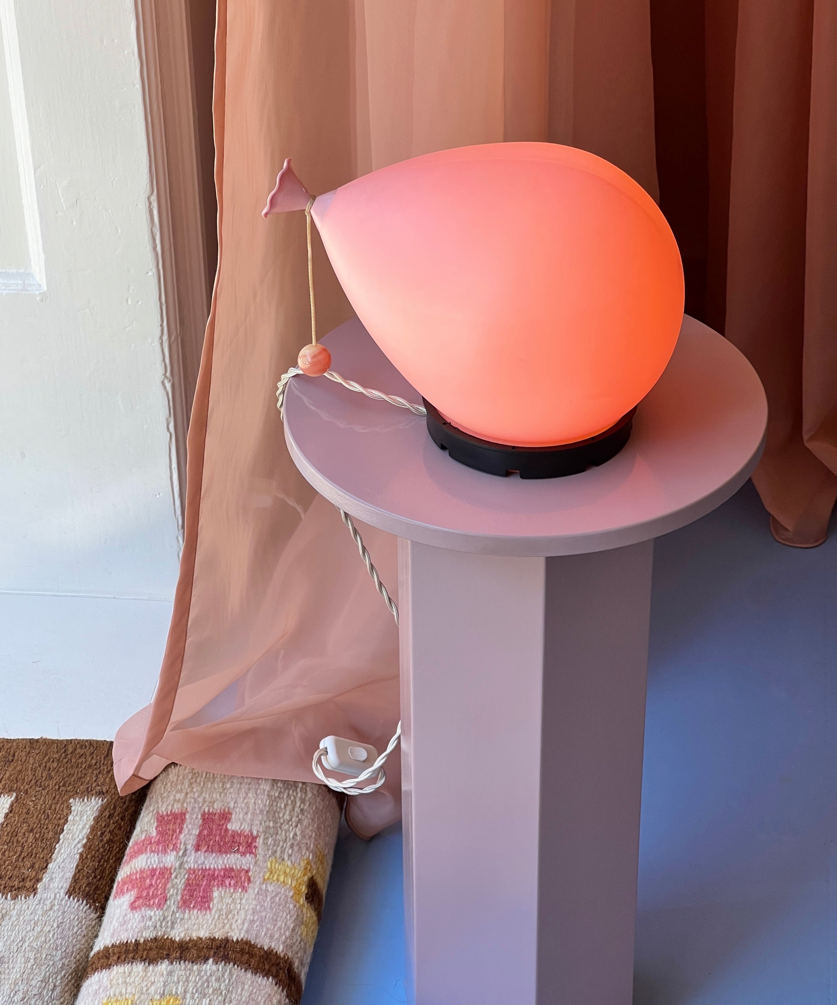 Vintage pink balloon wall lamp by Yves Christin for Bilumen (Small)