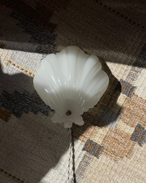 Vintage white opal Murano shell wall lamp