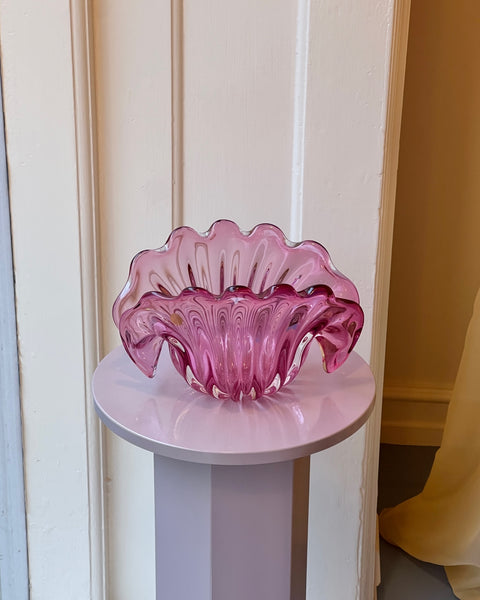 Vintage pink Murano shell bowl