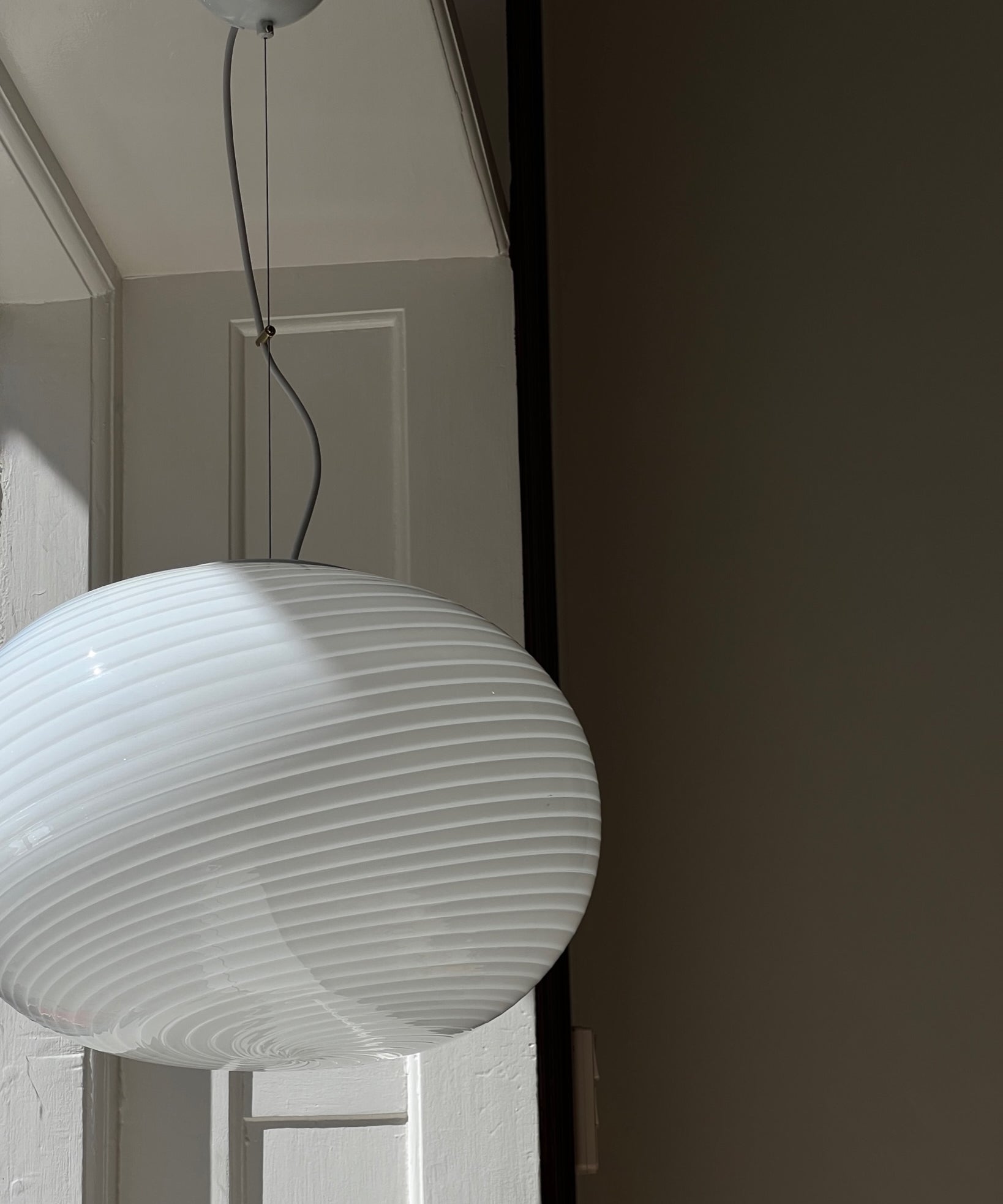 Vintage Murano oval white swirl ceiling lamp (D48)