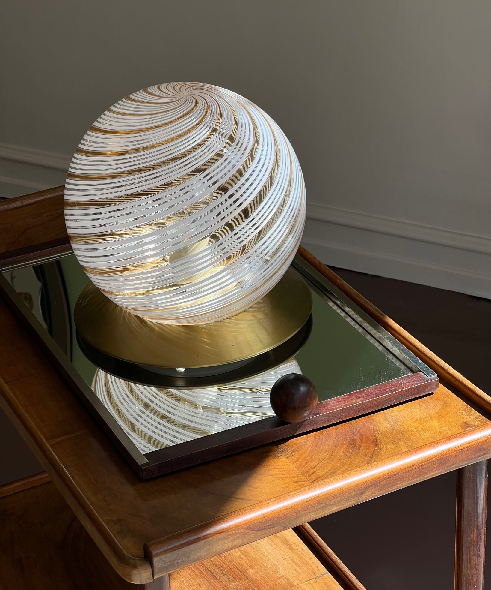 Vintage golden/white Murano table lamp