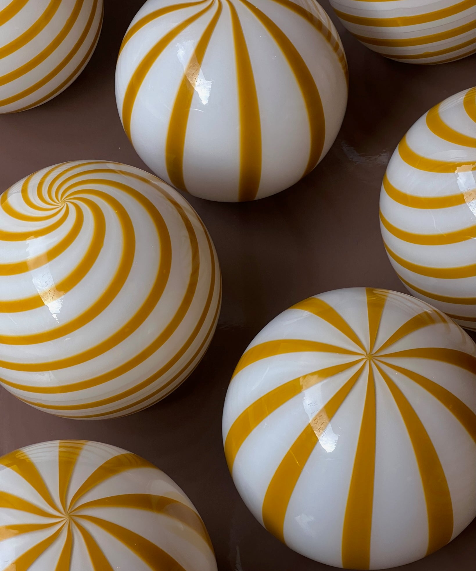 Candy ceiling lamp - Amber swirl (D20)