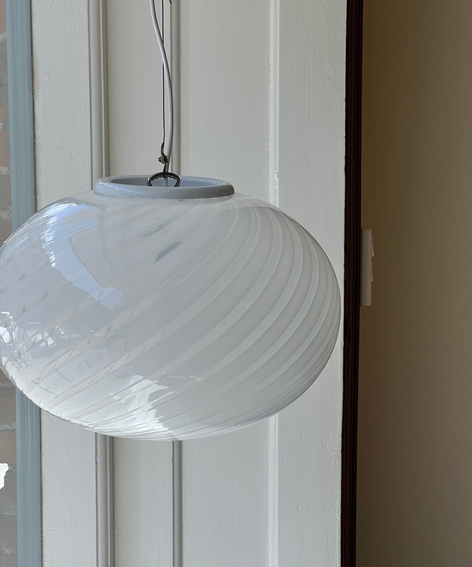 Vintage Murano oval white swirl ceiling lamp (D40)