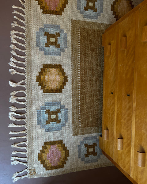 Vintage flat weave rug by Ingegerd Silow (IS)