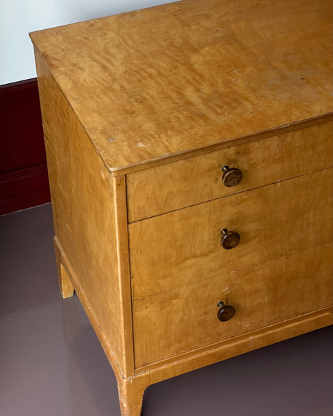 Vintage wooden chest of drawers