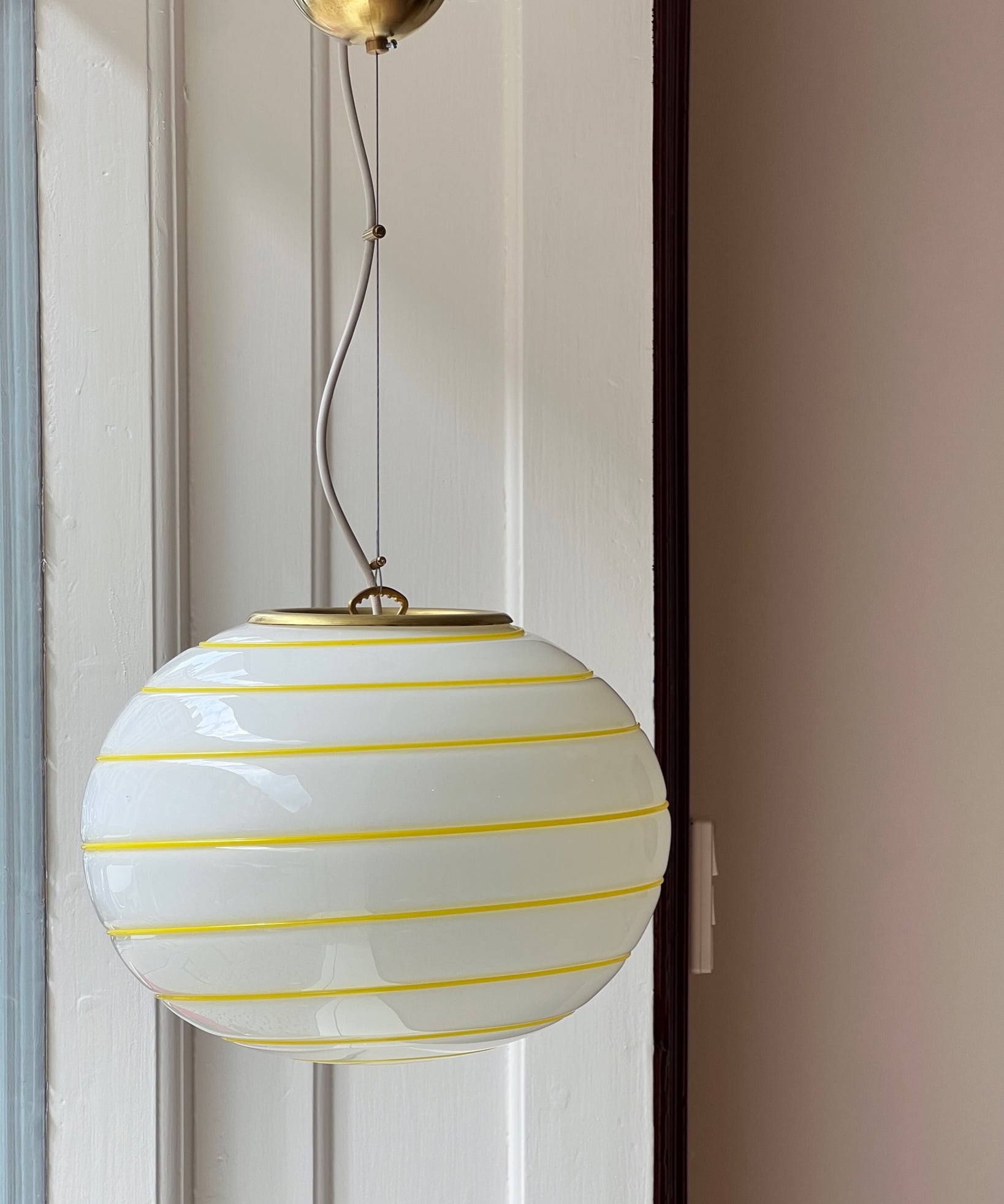 Vintage Murano oval yellow / white swirl ceiling lamp (D35)