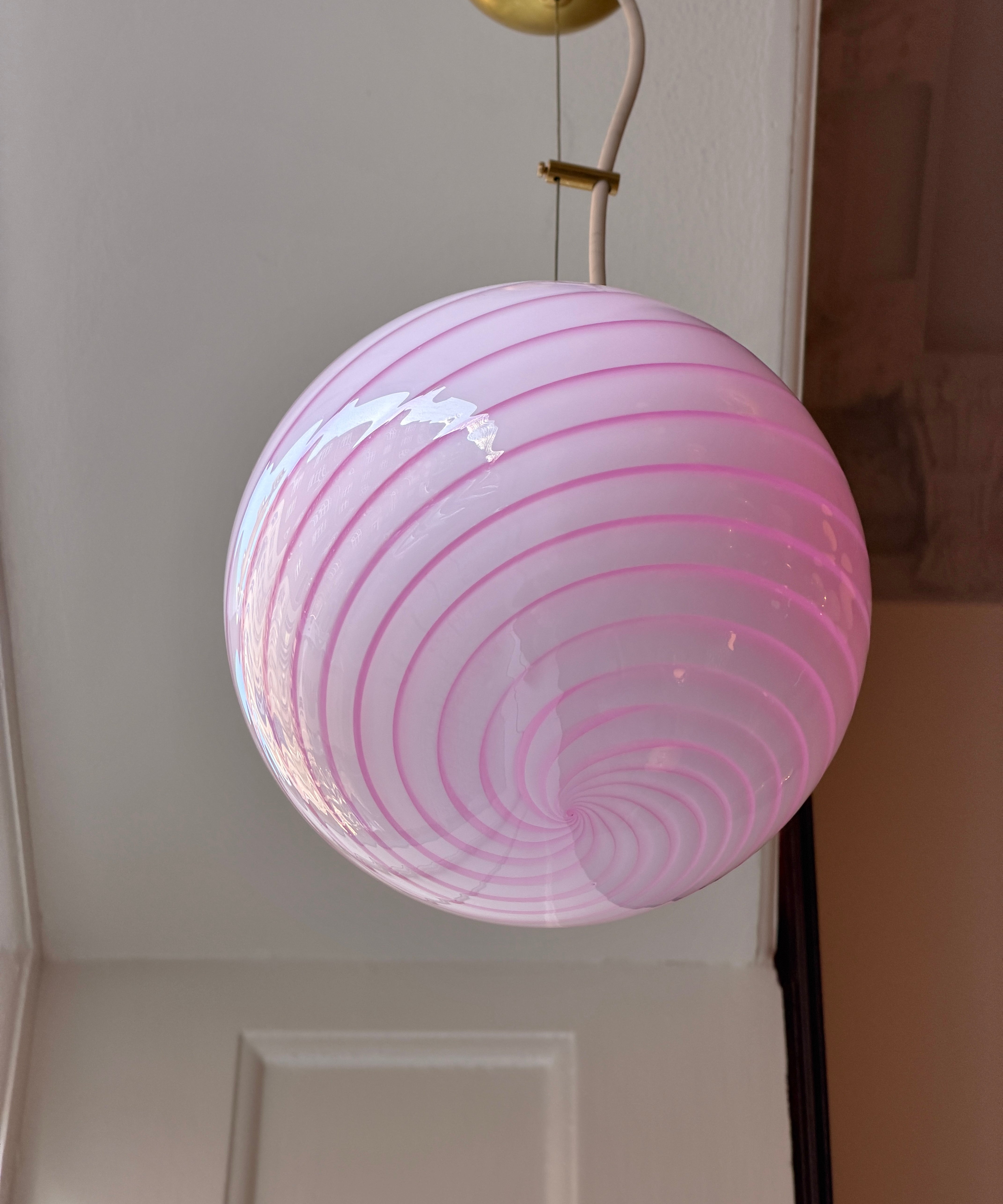 Candy ceiling lamp - Light pink swirl (D20)