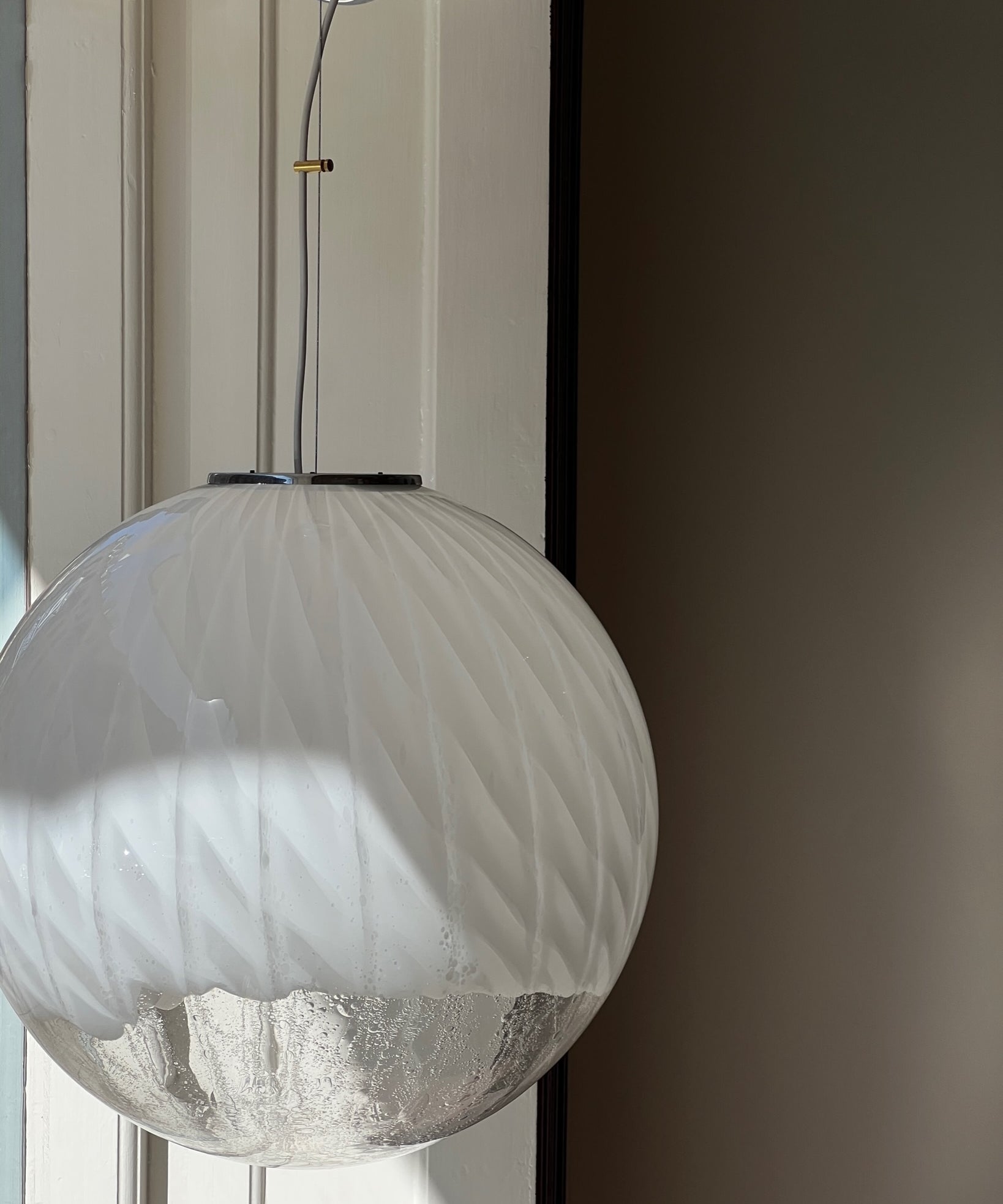 Large vintage white clear Murano ceiling lamp (D50)