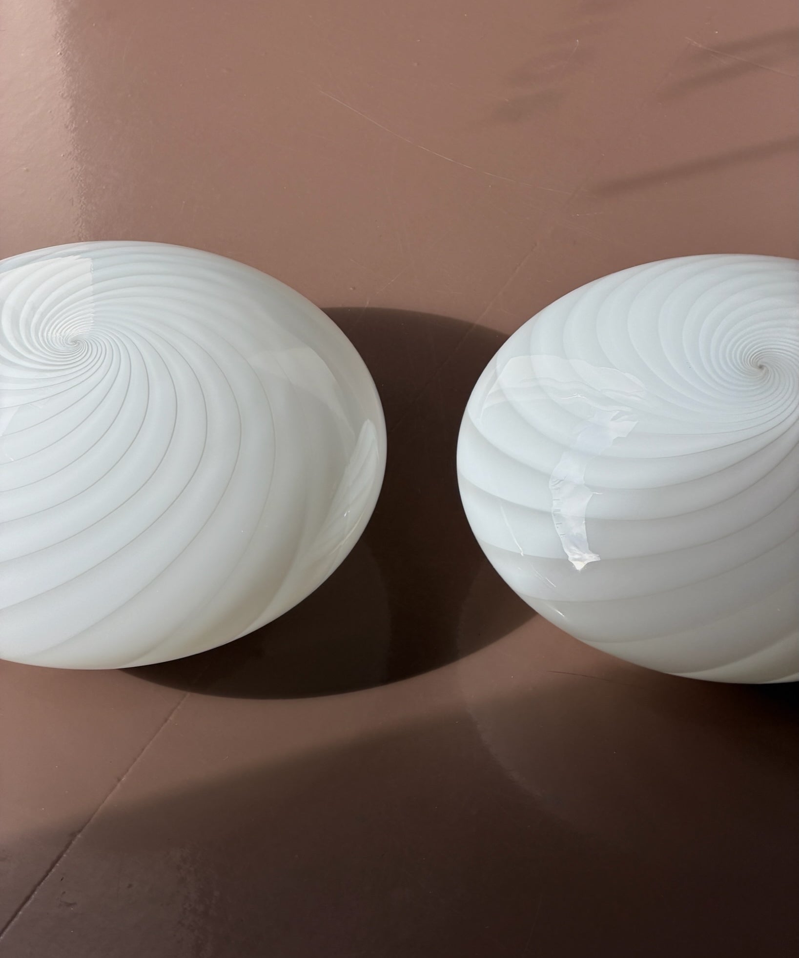 Vintage Murano white swirl ceiling/wall lamp (D36) (2 available)