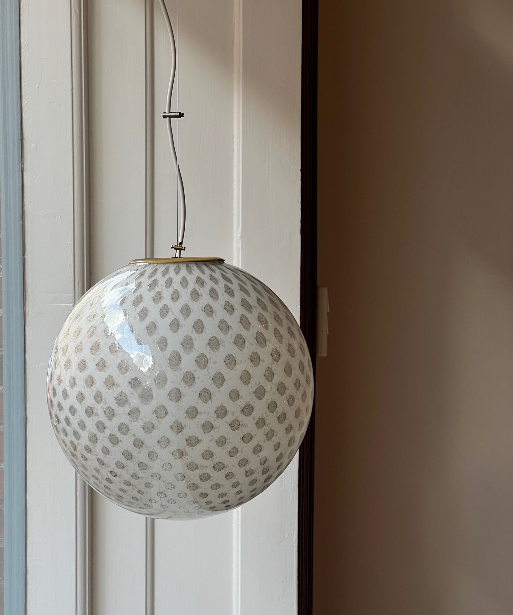 Vintage round white/black dotted Murano ceiling lamp (D35)
