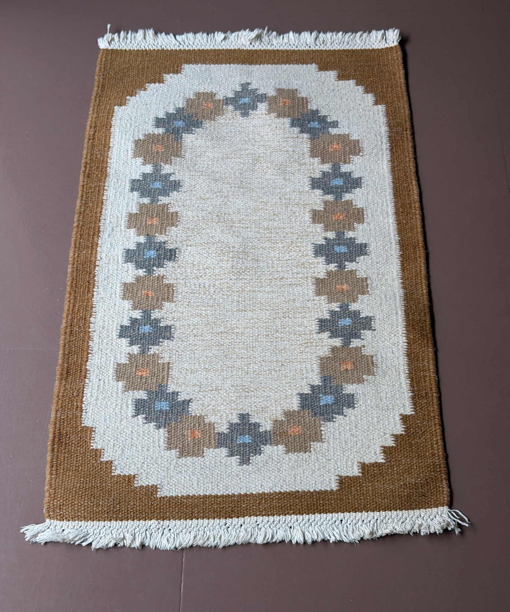 Vintage flat weave rug