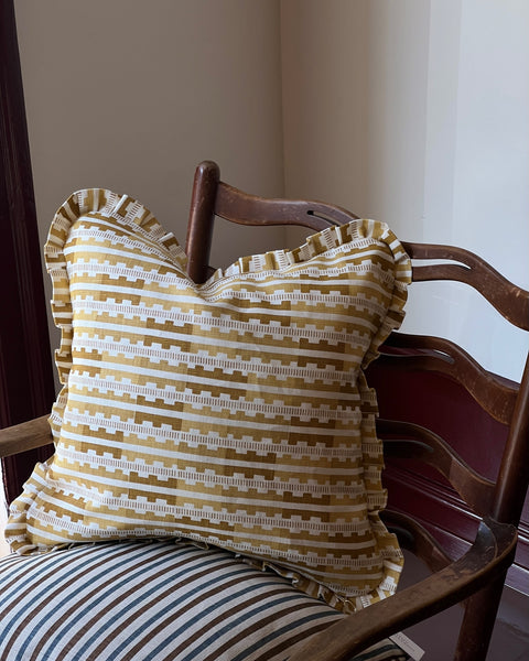 Marianne ruffled cushion - Saffron