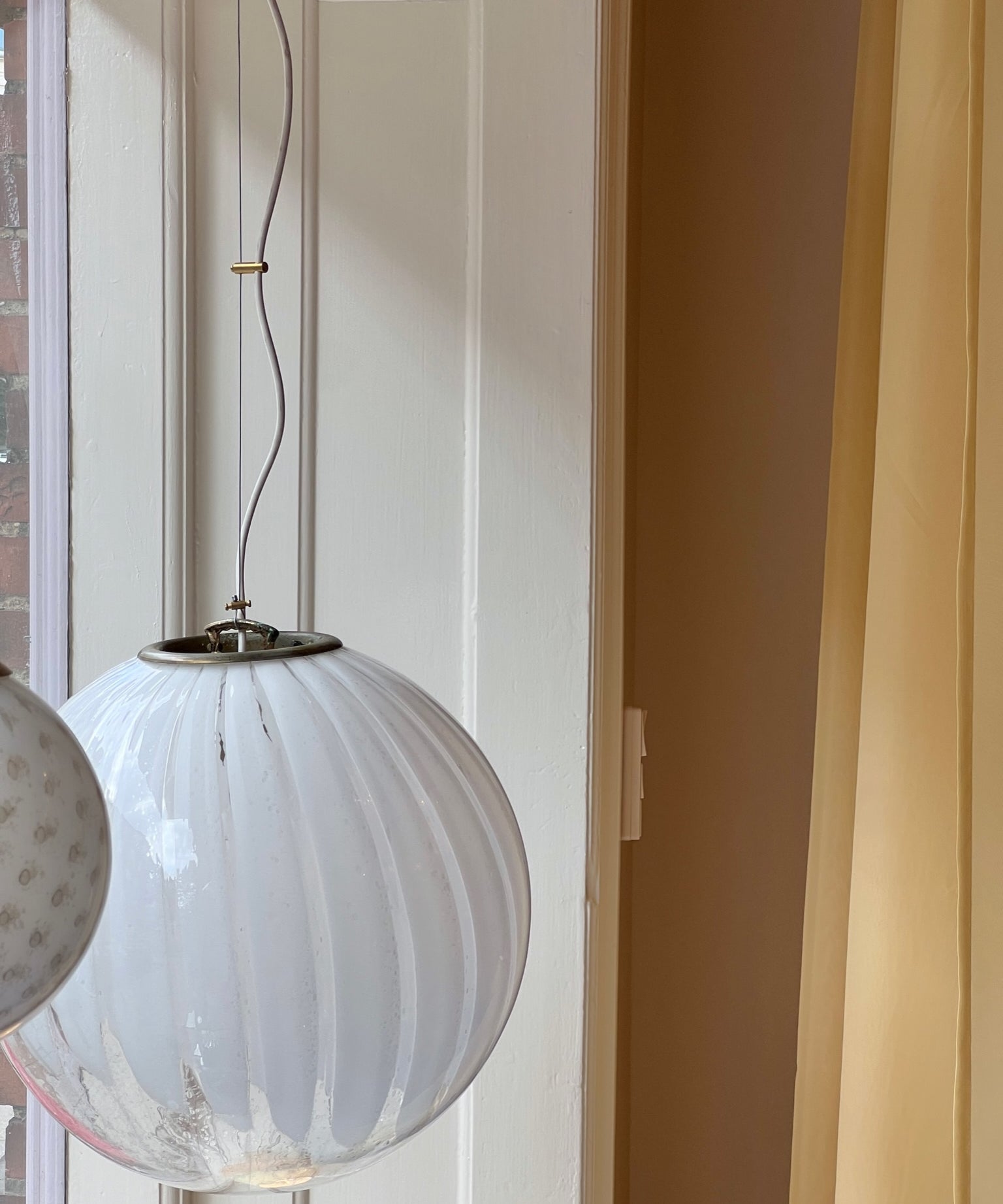 Vintage white clear Murano ceiling lamp (D40)