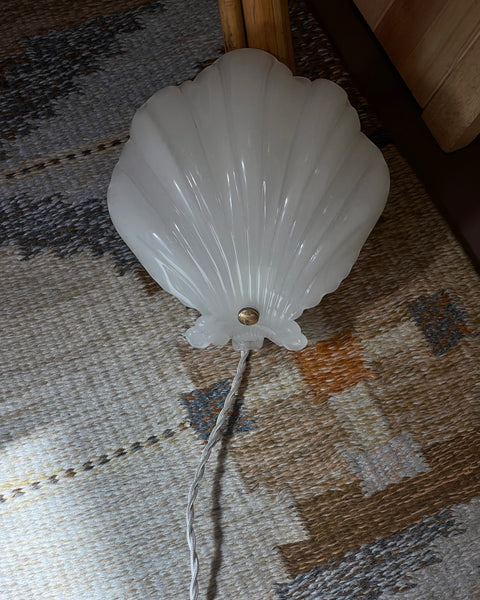 Vintage white opal Murano shell wall lamp