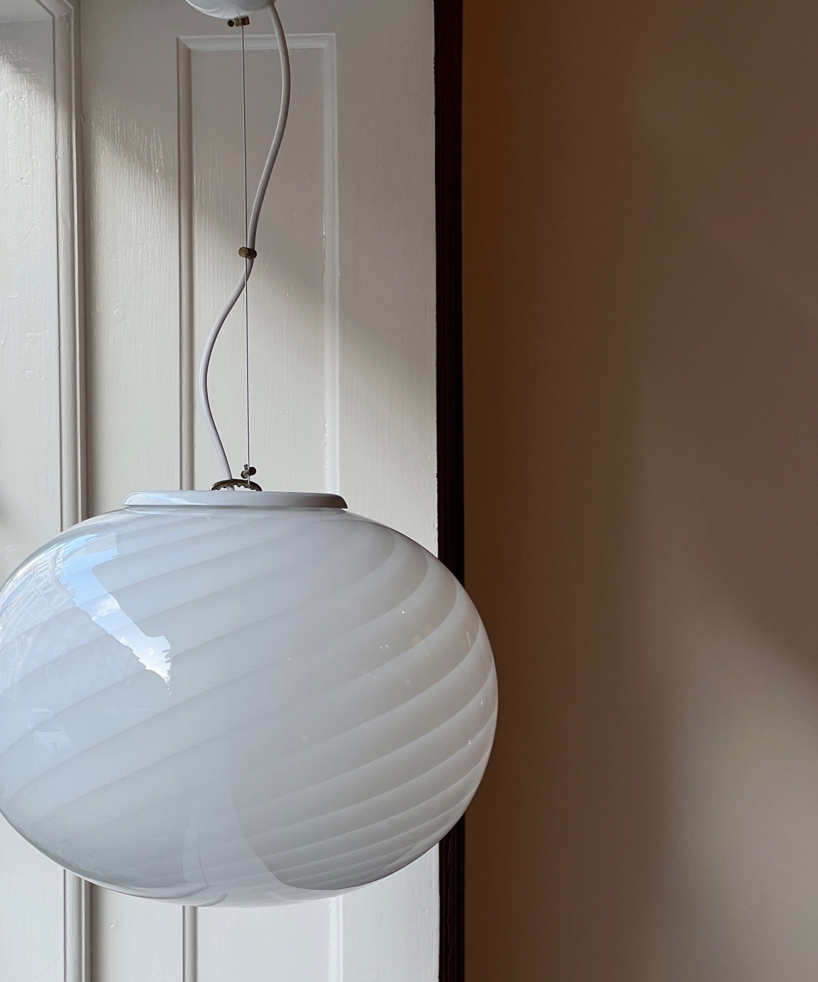 Vintage Murano oval white swirl ceiling lamp (D45)