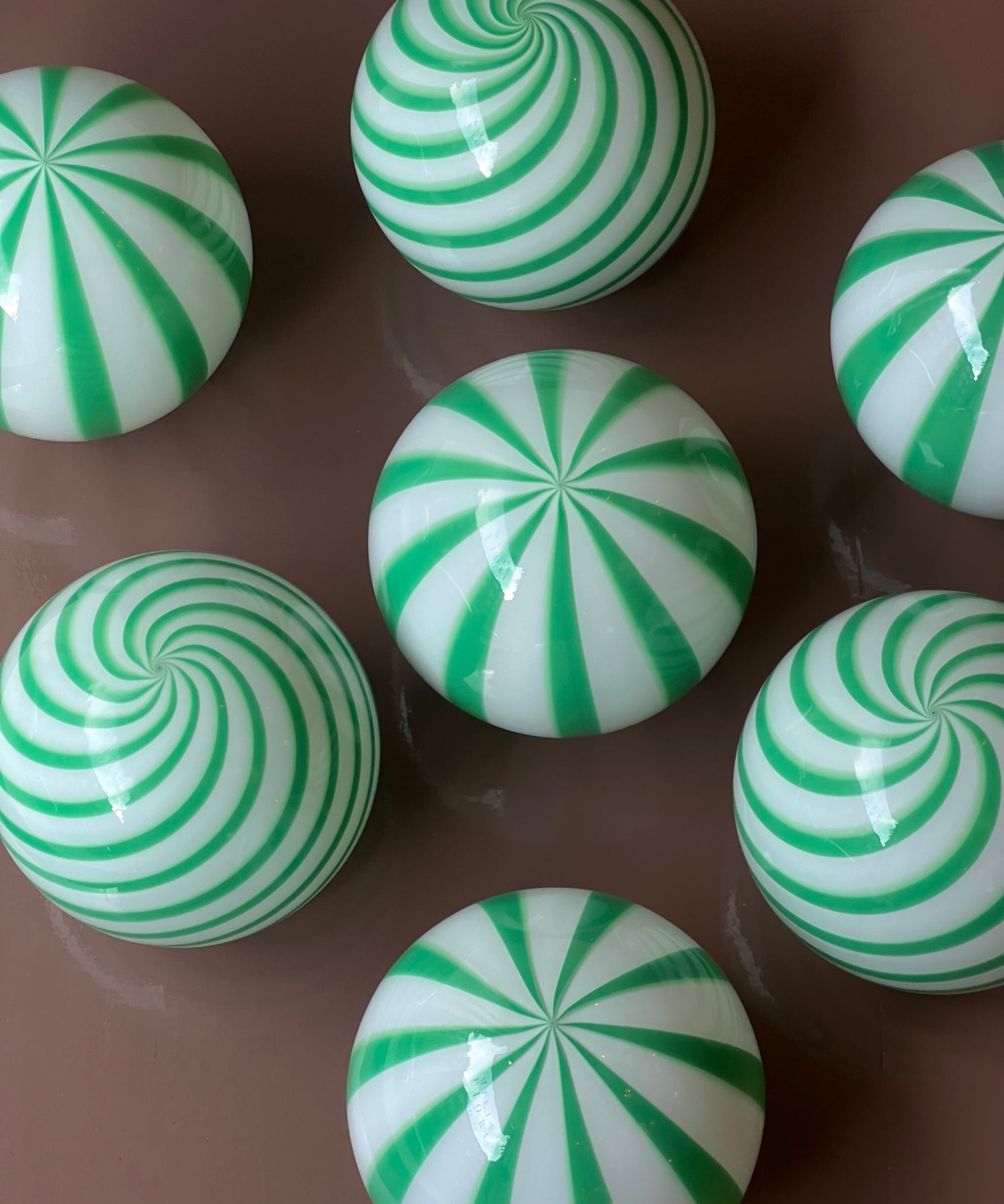 Candy ceiling lamp - Green vertical stripes (D20)