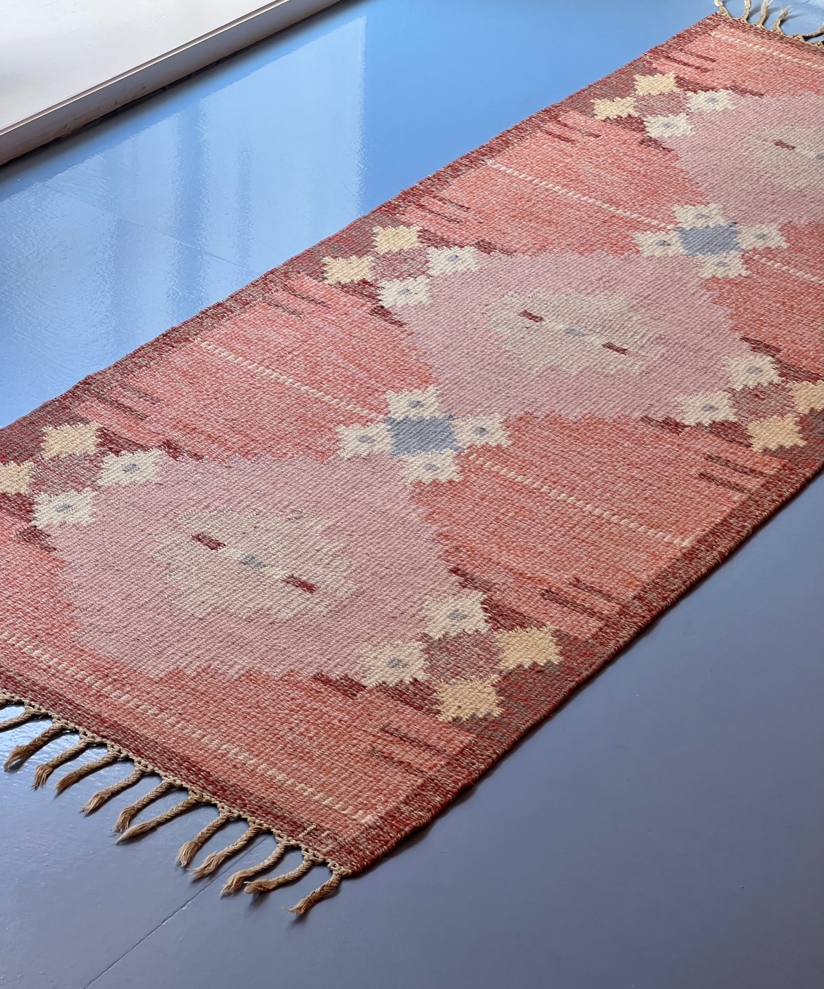 Vintage flat weave rug by Ingegerd Silow (IS)