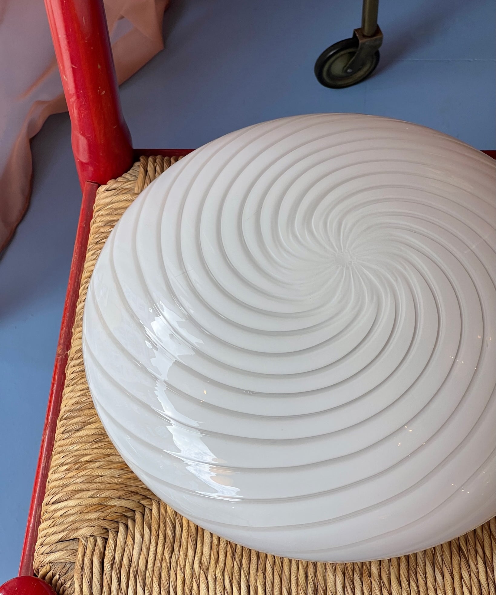 Vintage Murano white swirl ceiling/wall lamp (D36)