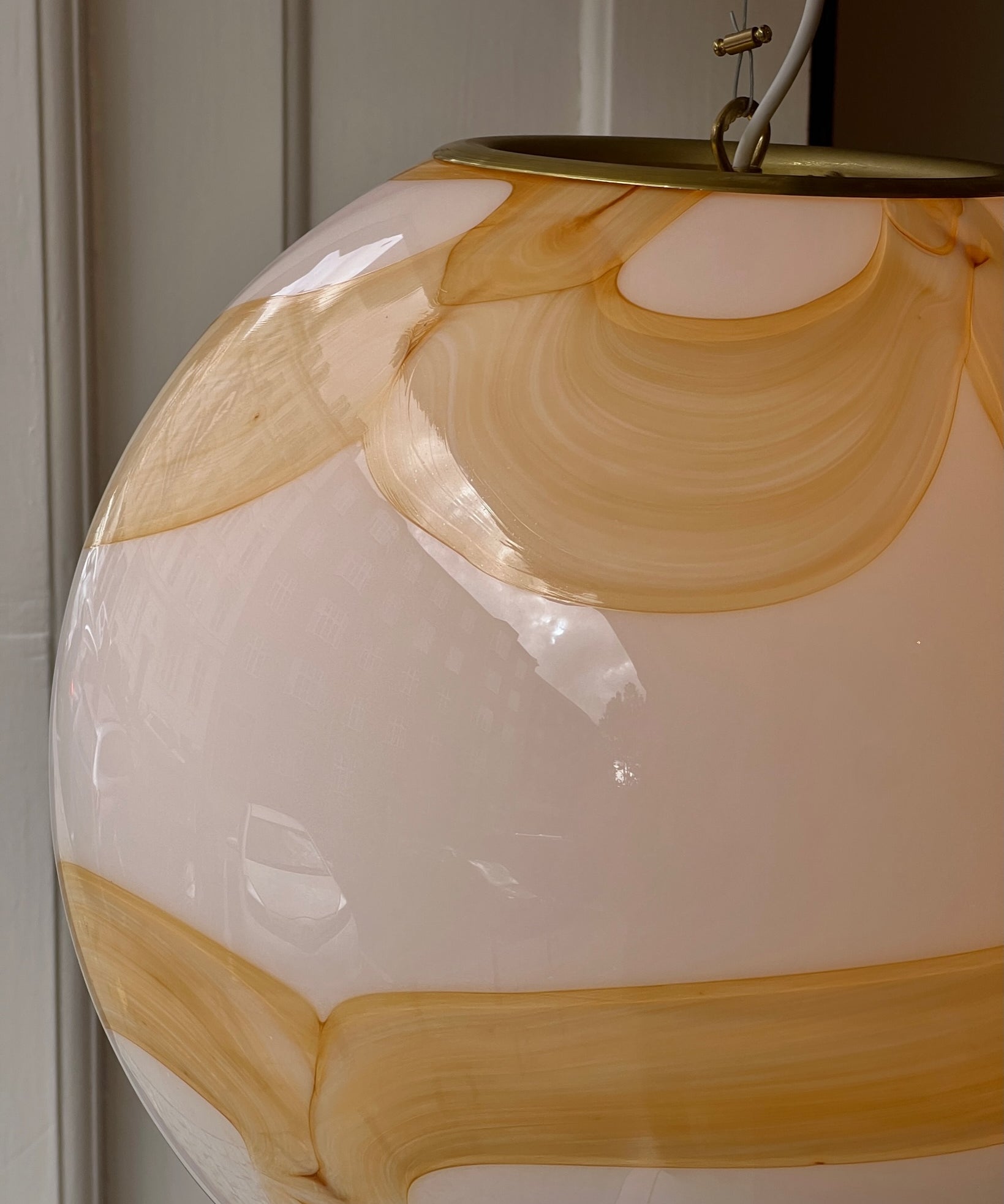 Candy ceiling lamp - Caramel / milky (D40)