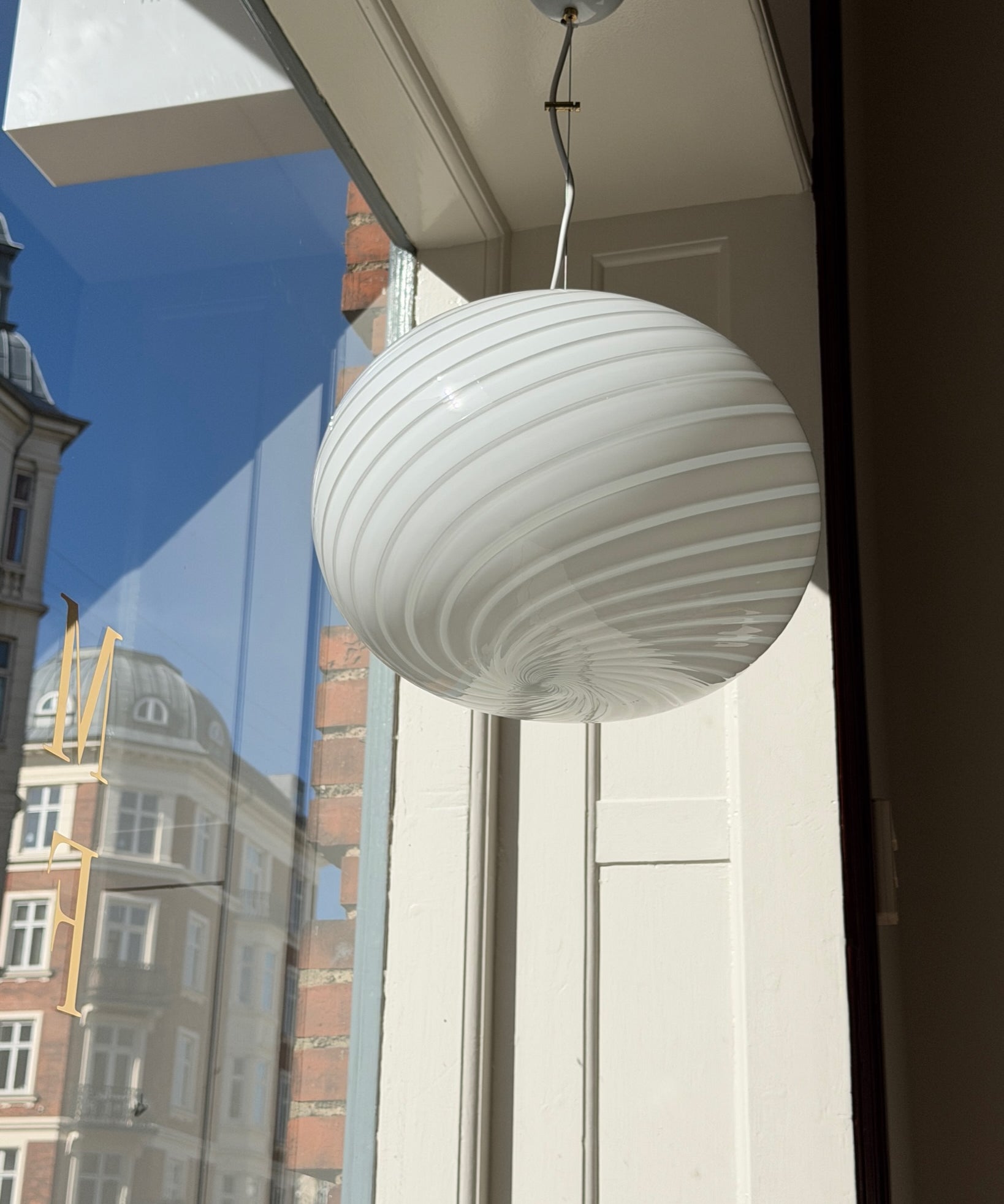 Vintage Murano white swirl oval ceiling lamp (D40)