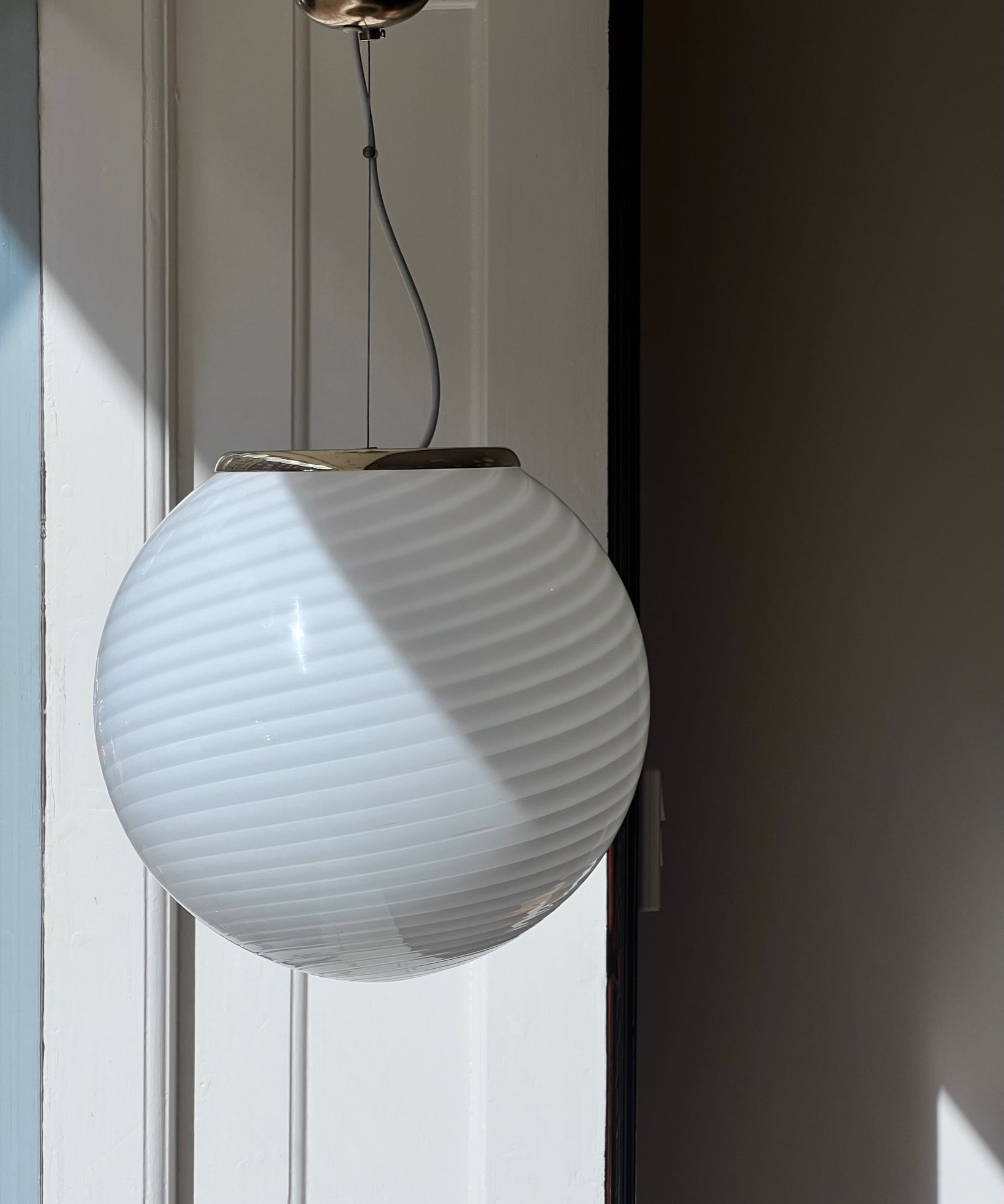 Vintage Murano white swirl ceiling lamp (D35)