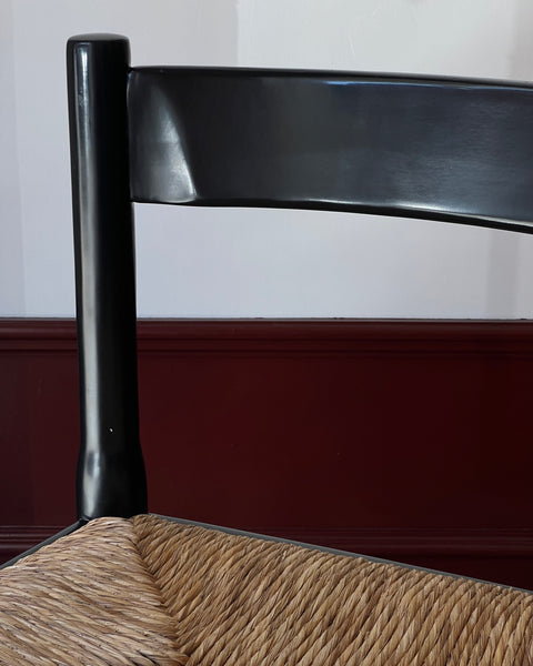 Carimate chair by Vico Magistretti (Glossy black)