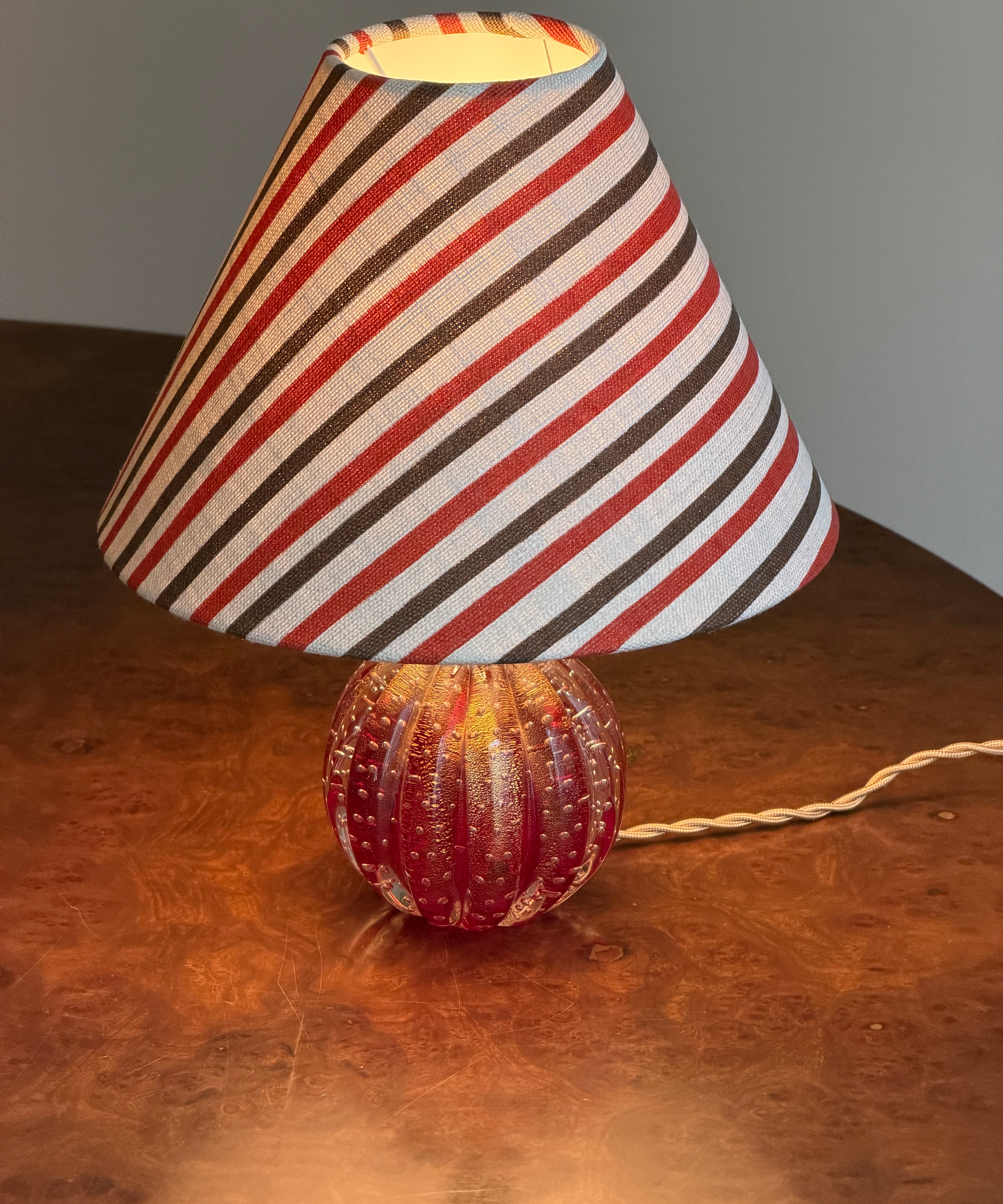 Vintage red/golden Murano table lamp (incl. lampshade)