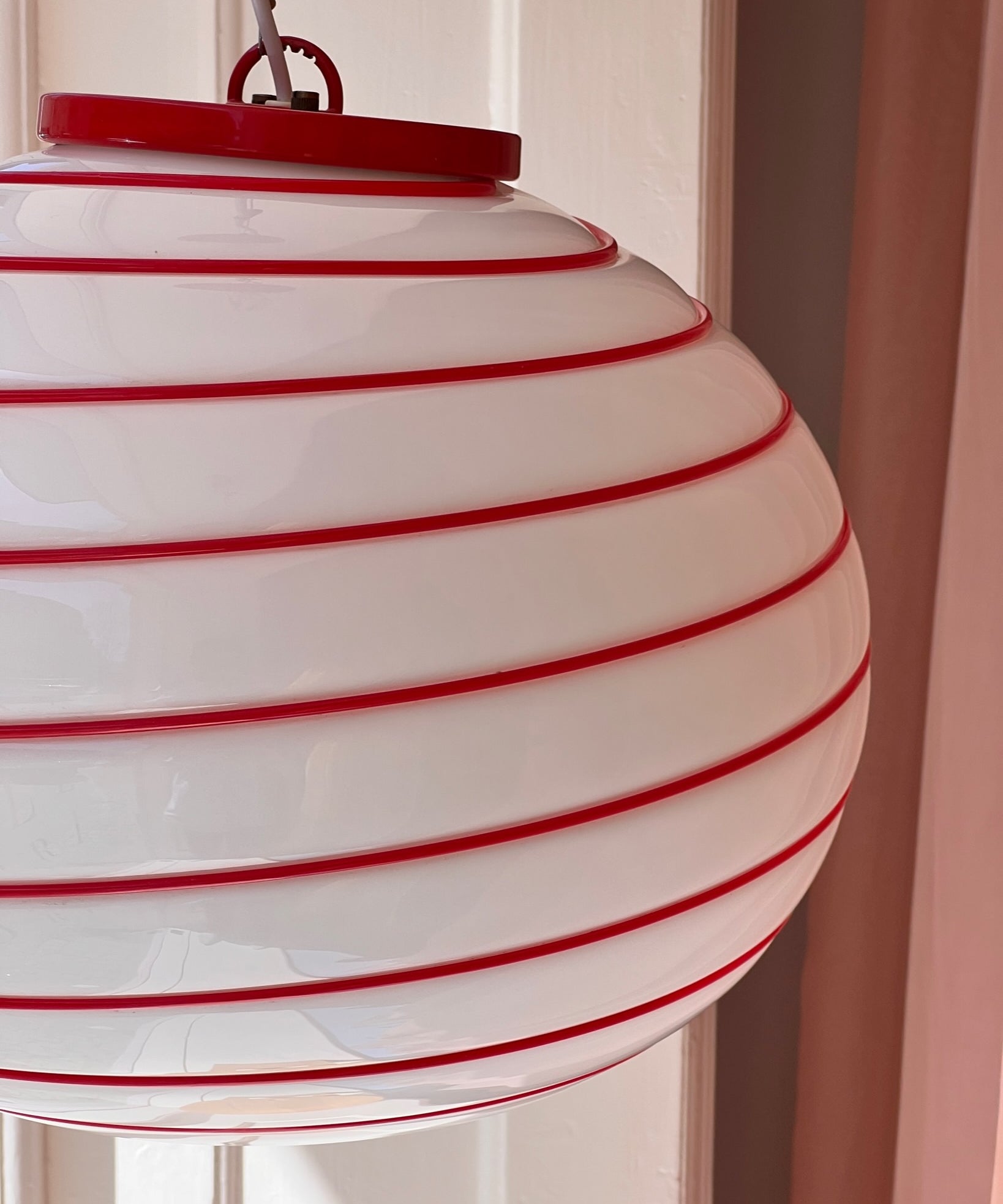 Vintage Murano oval red/white swirl ceiling lamp (D45)