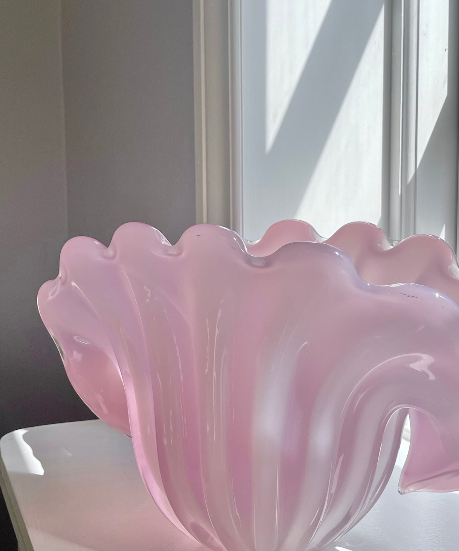 Vintage opal pink Murano shell bowl (Large)