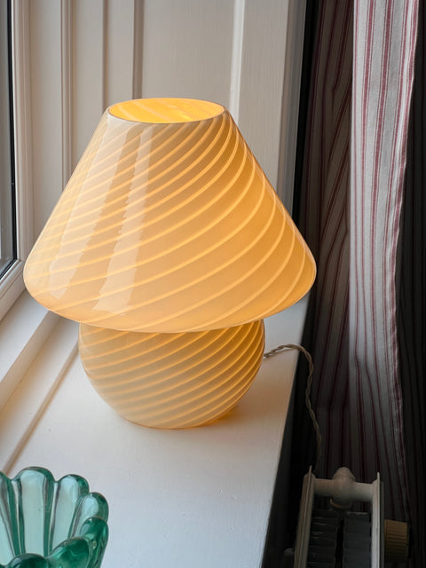 Large vintage yellow swirl Murano mushroom table lamp