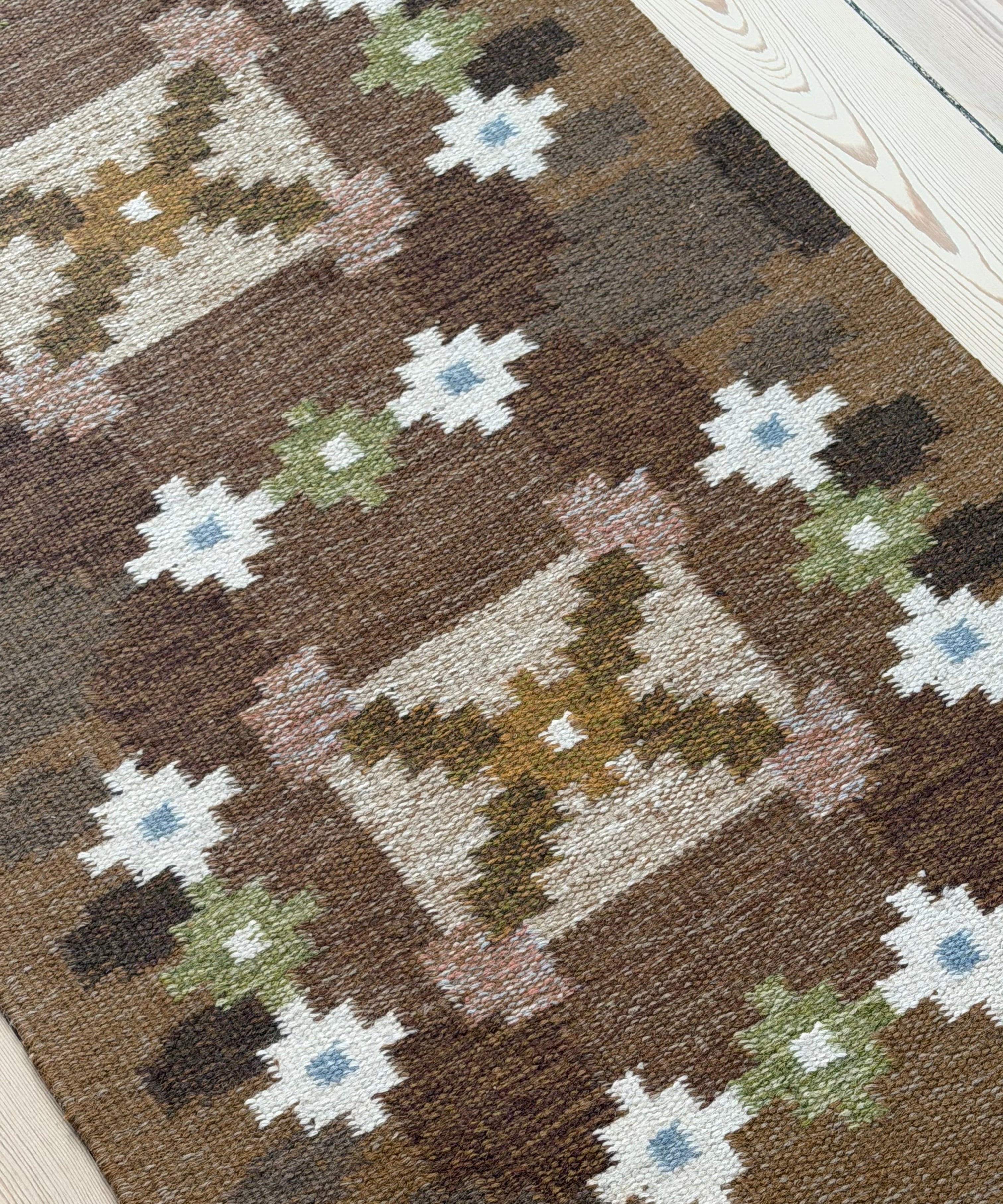 Vintage flat weave rug