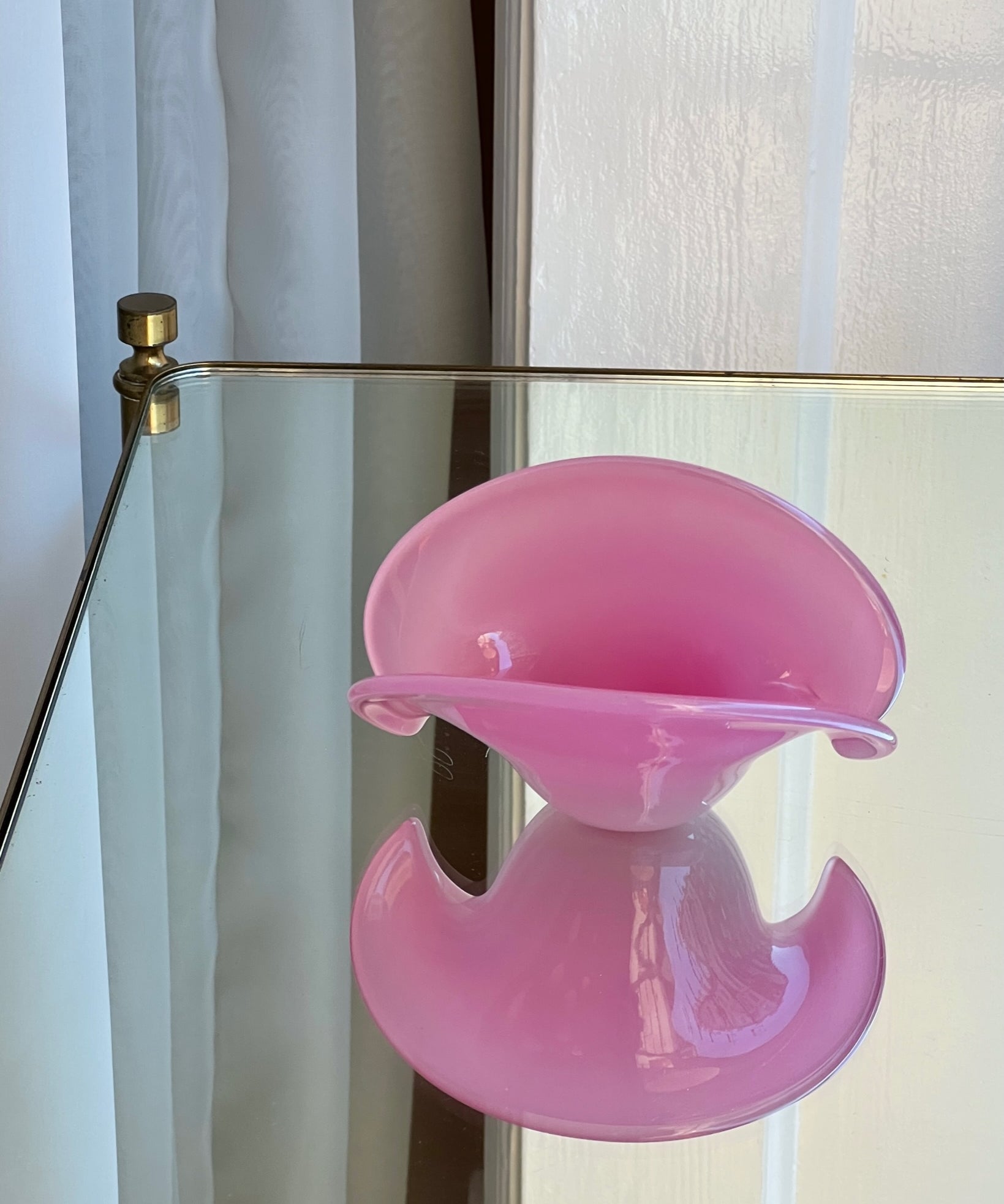 Vintage pink Murano shell bowl