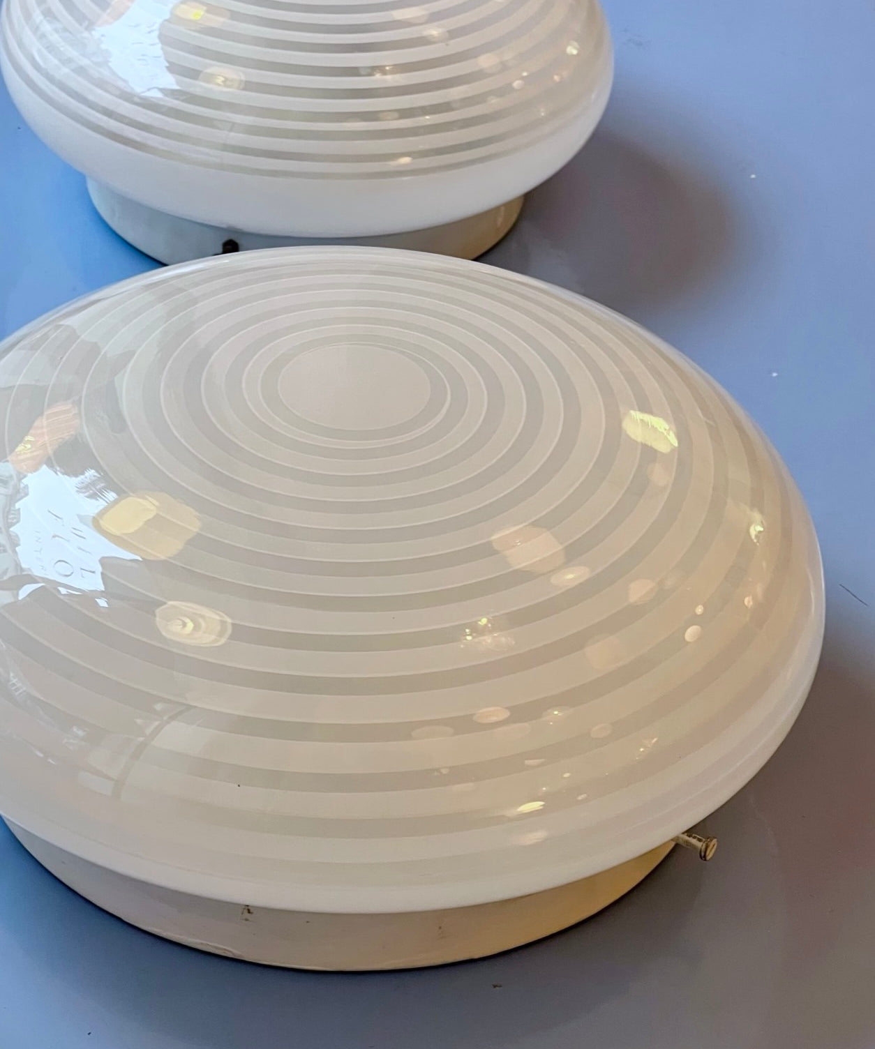 Vintage Murano white swirl ceiling/wall lamp (D30)
