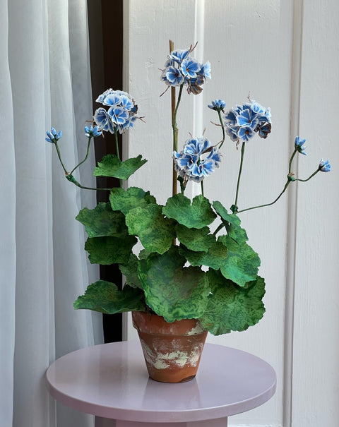 Paper flower ”Blue Sky Pelargonium”