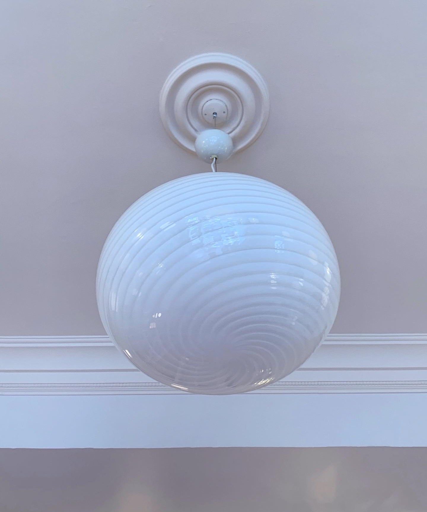 Vintage Murano oval white swirl ceiling lamp (D40)