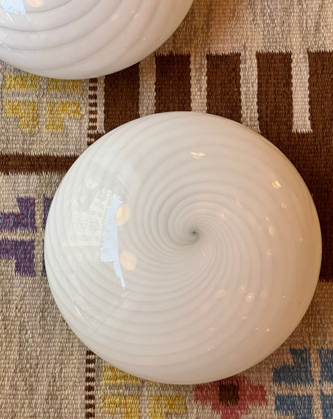Vintage Murano white swirl ceiling/wall lamp (D40)
