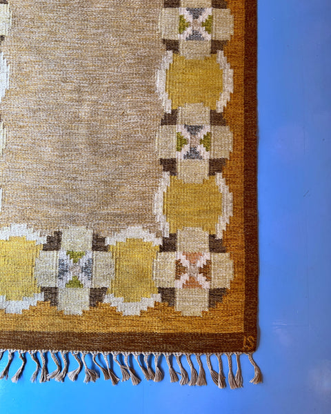 Vintage yellow flat weave rug by Ingegerd Silow (IS)