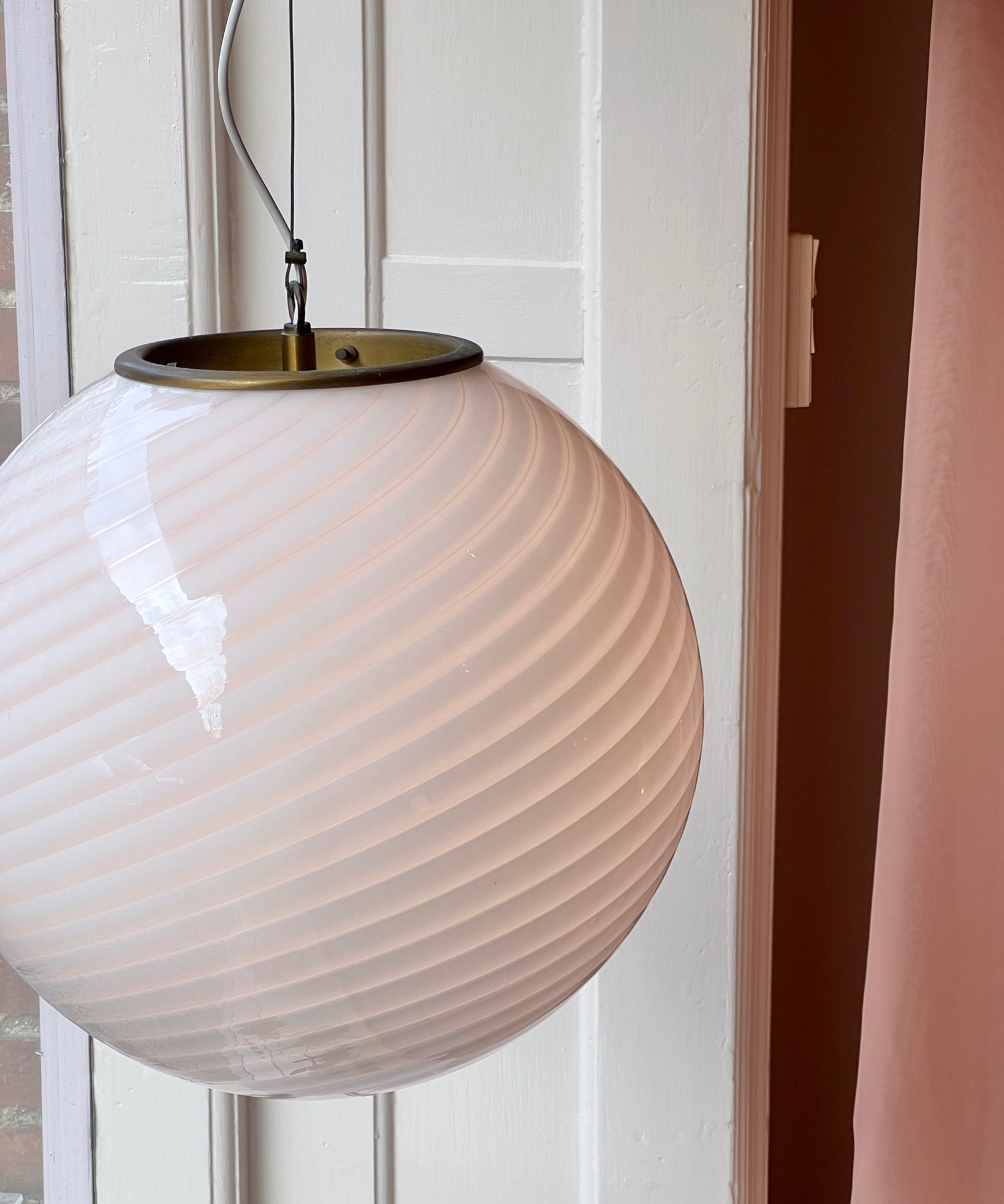Vintage Murano white swirl ceiling lamp (D40)