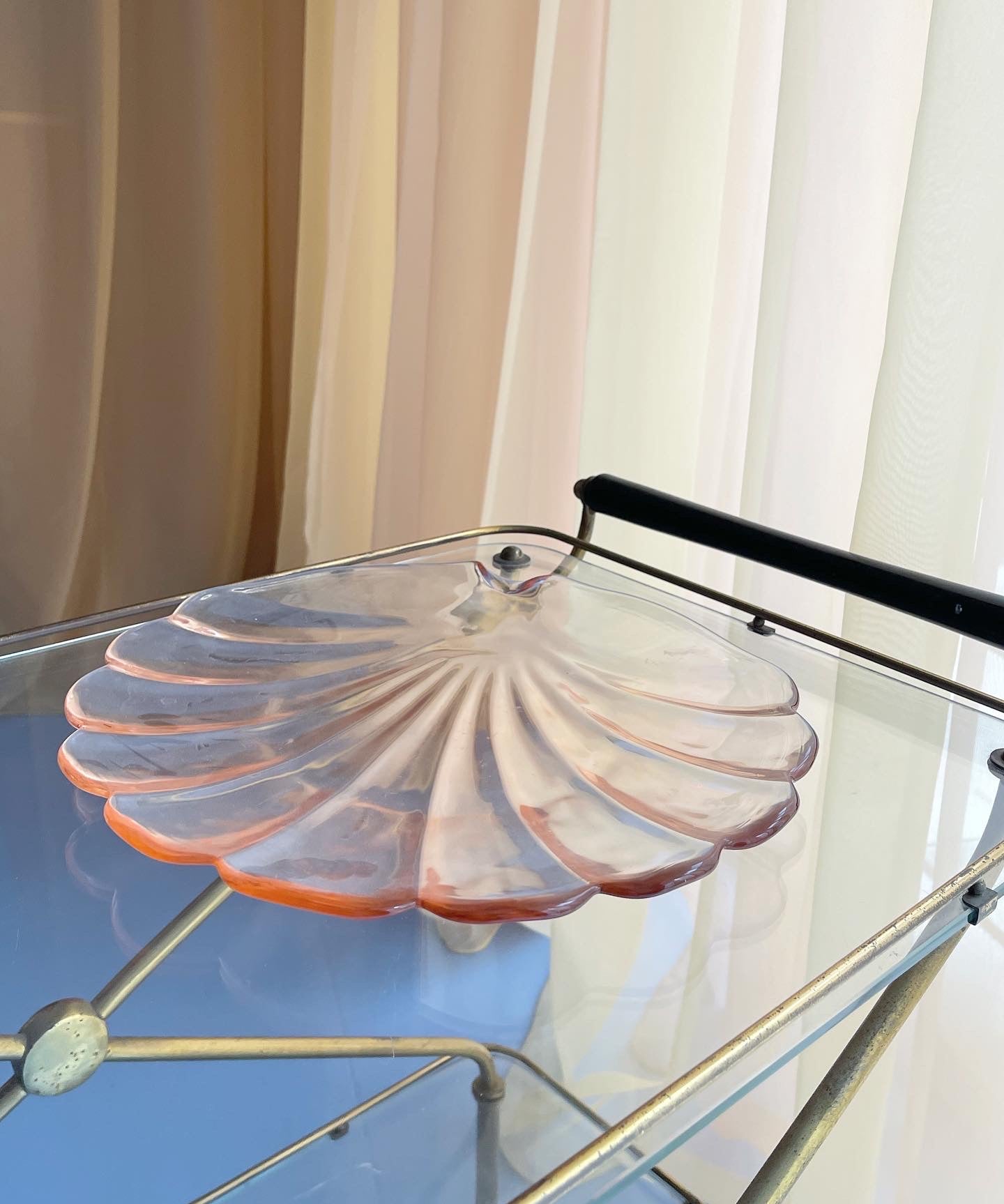 Vintage peach/clear Murano shell dish/bowl