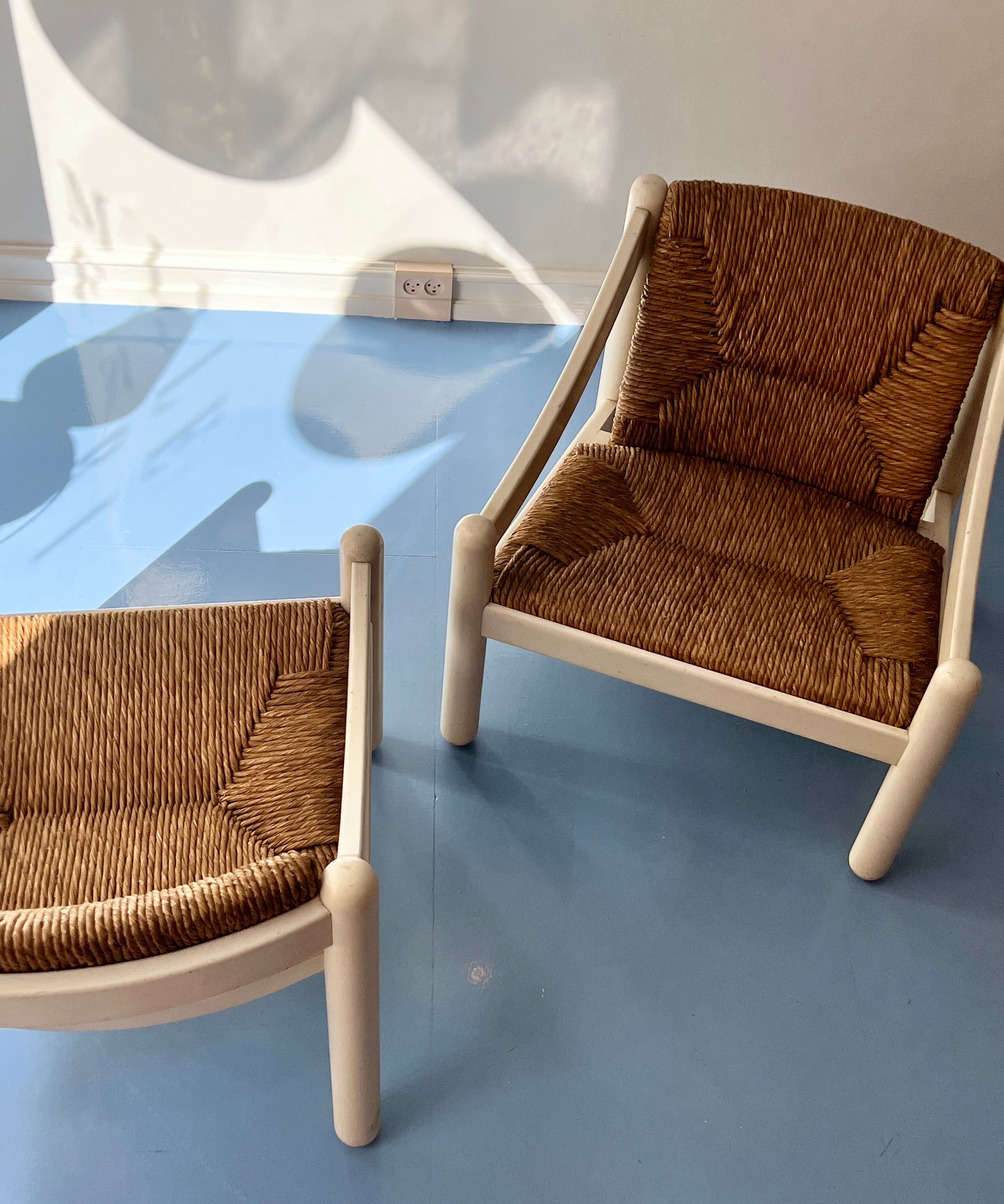 Carimate lounge chair by Vico Magistretti