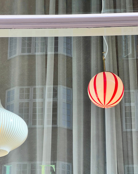 Ceiling lamp - Red vertical stripes (D20)
