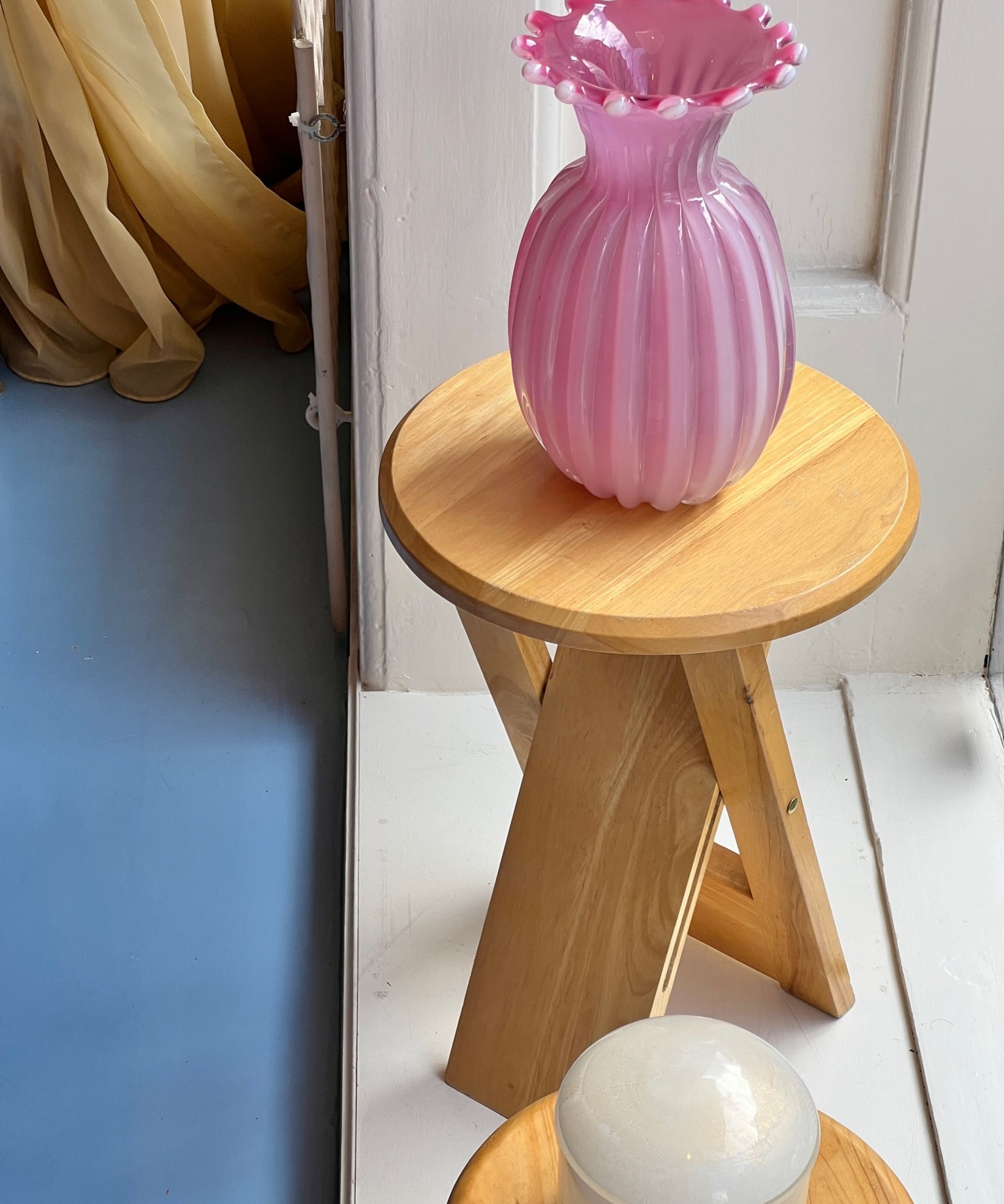 Vintage pink Murano vase